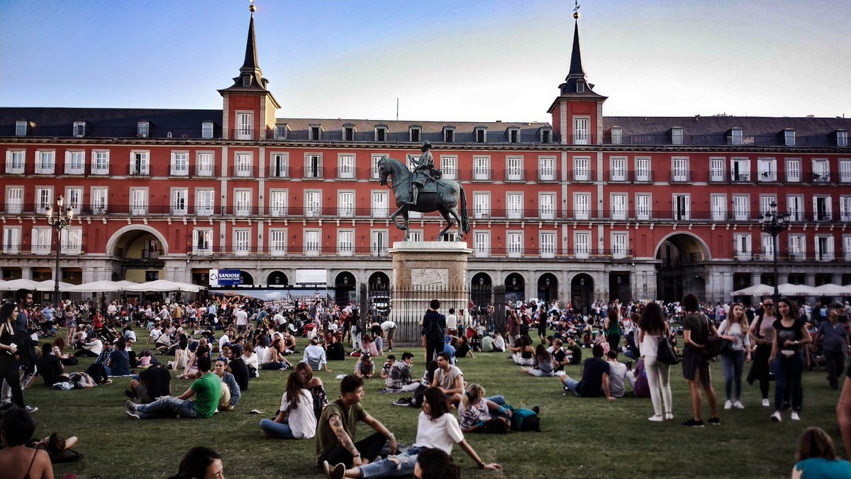 "Inusual Plaza Mayor" #Madrid