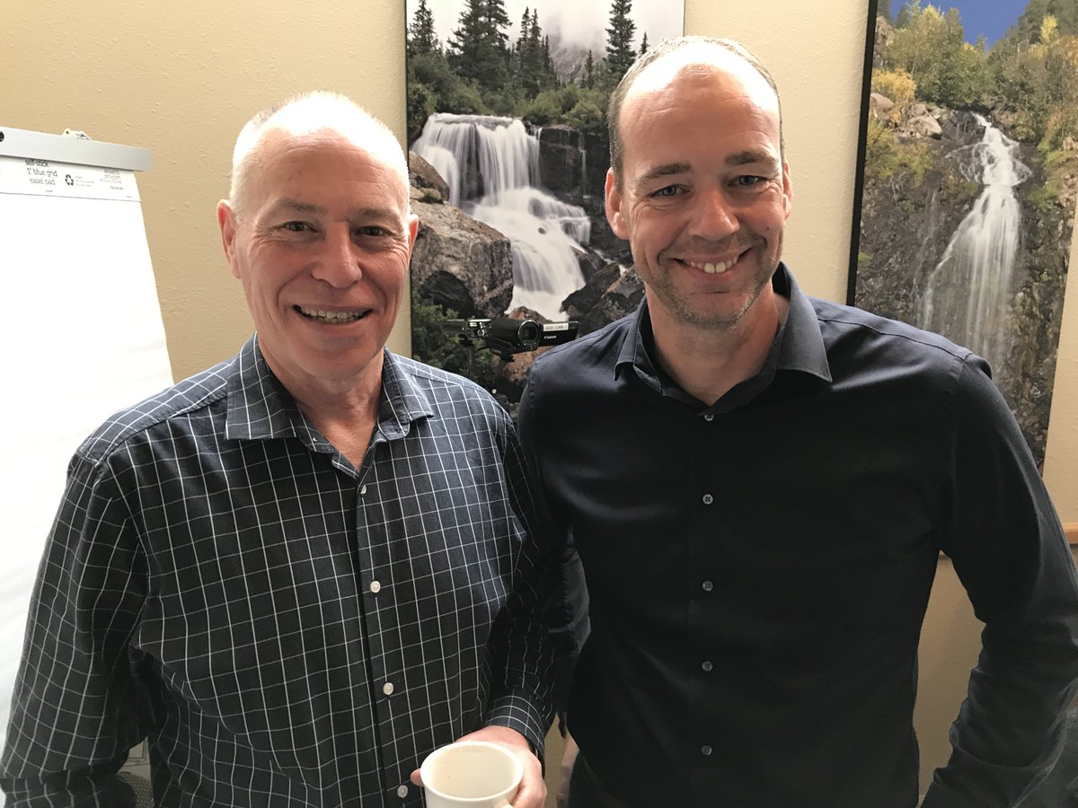 So much brain power in one room! #datavault #greatminds #creativedvthoughts <a href="/antoinestelma/">Antoine Stelma</a> <a href="/gohansgo/">Hans Hultgren</a> <a href="/top_of_minds/">Top of Minds AB</a>