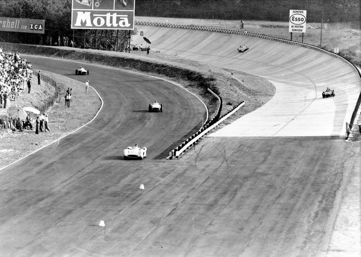 RomainMarquant's tweet photo. Monza 1955, old-school Joker-Lap, comeback in #WorldRX maybe ? What do you think @Andrew_Coley @AndreasBakkerud ? 😂😂 #LooksBadass https://t.co/YYeK2ER21B