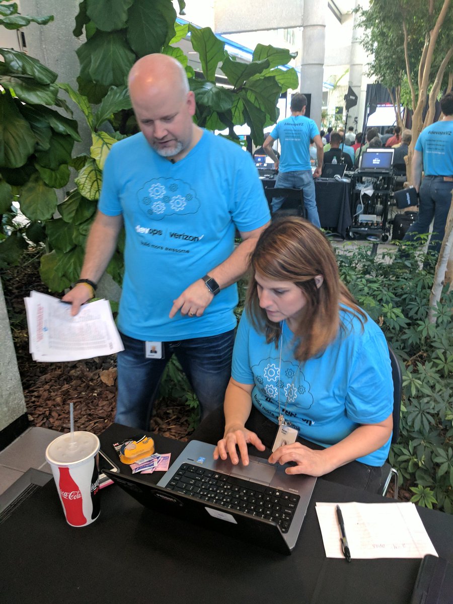 outsdset's tweet image. #devopsVZ Making it happen