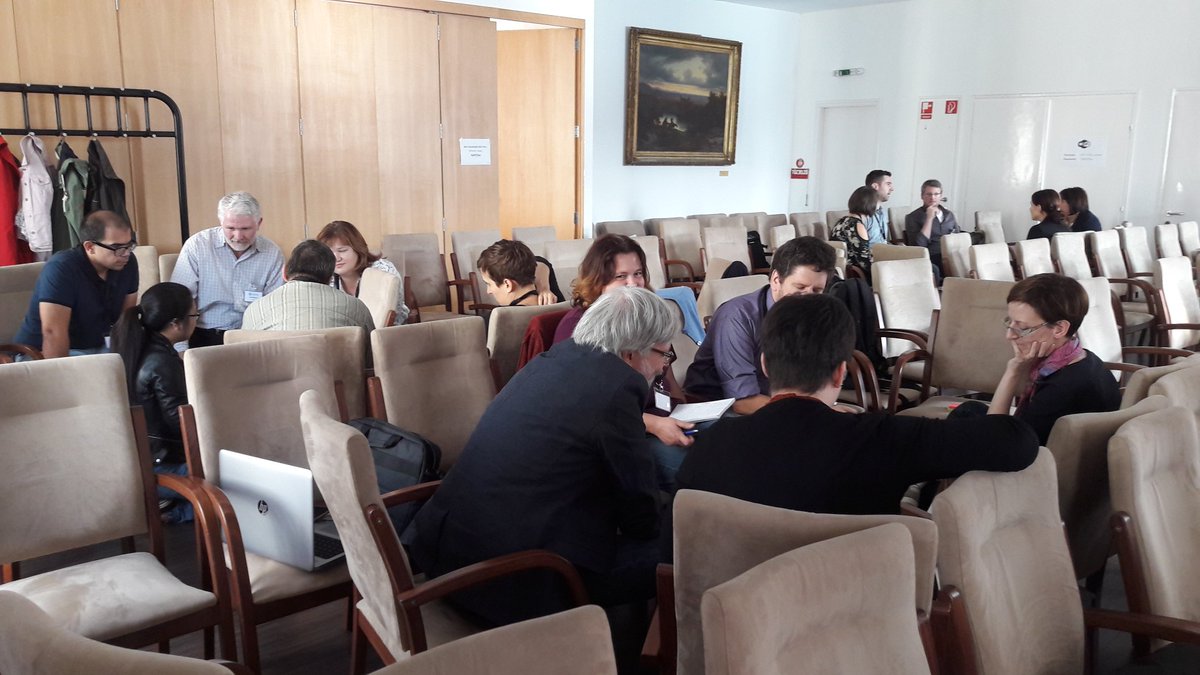 freya_eu's tweet image. Brainstorming session at #THORBootcamp Working towards the ideal #PersistentIDentifier world