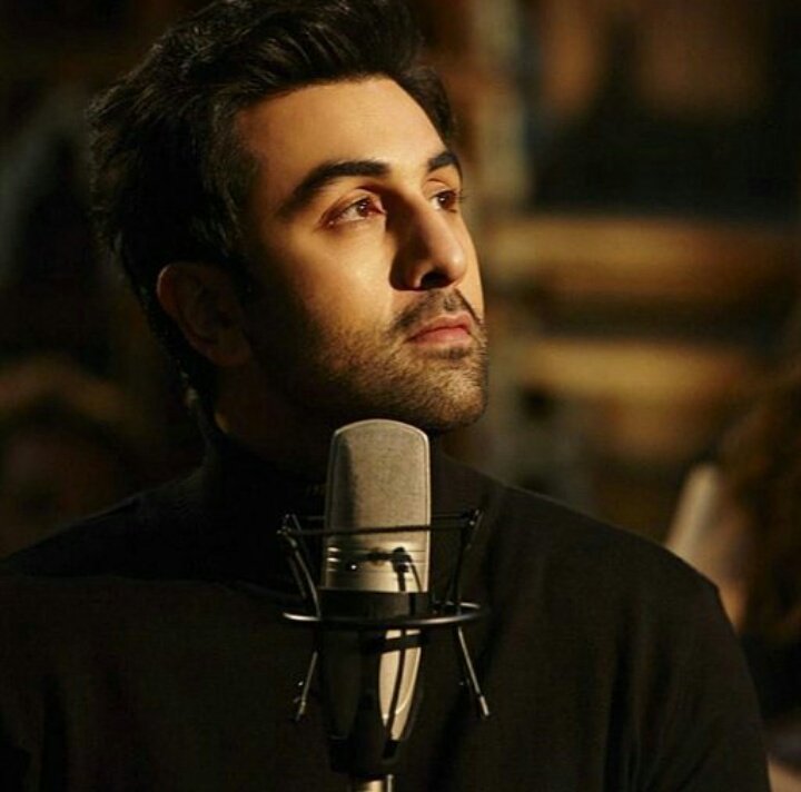 Ayan,Jordan,Sid.He slays as each of them.
HAPPY BIRTHDAY RANBIR KAPOOR 