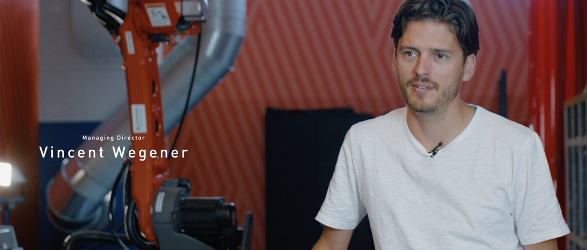 M4HRotterdam's tweet photo. Onlangs heeft #RAMLAB ’s werelds eerste scheepsschroef 3D geprint. Hiermee maken ze reuring in de
industrie! Video > https://t.co/mIuRFEK6C9 https://t.co/fRMwzQOEJ6