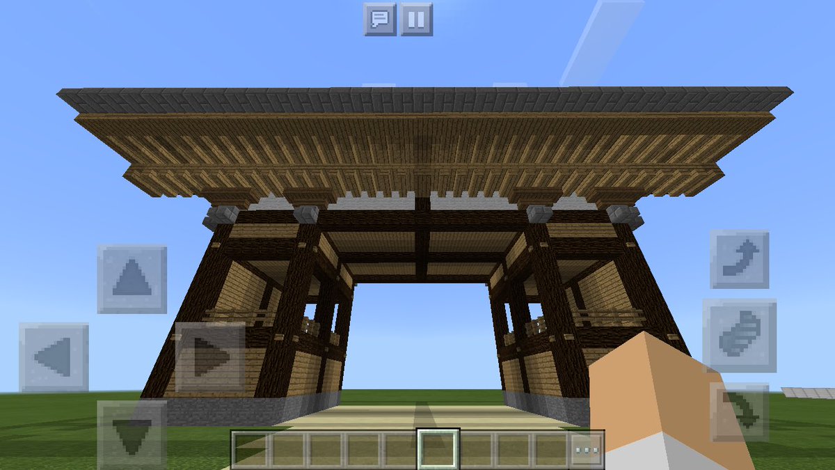 竹和 マイクラ和風建築 今回は浅草の雷門を参考に 大きな門 を作ってみました 久し振りの投稿なので 大きい物を作ってみました W 雷門独特の屋根の垂木を表現するのに苦労しました つd マイクラ 和風建築