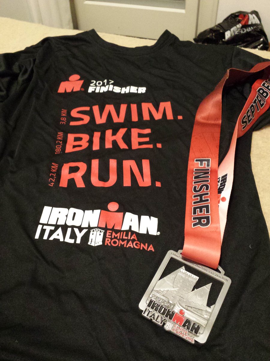 zoni_ez's tweet photo. La mia medaglia più bella. #IMemiliaromagna #ironman https://t.co/Rl0bc3jnyS