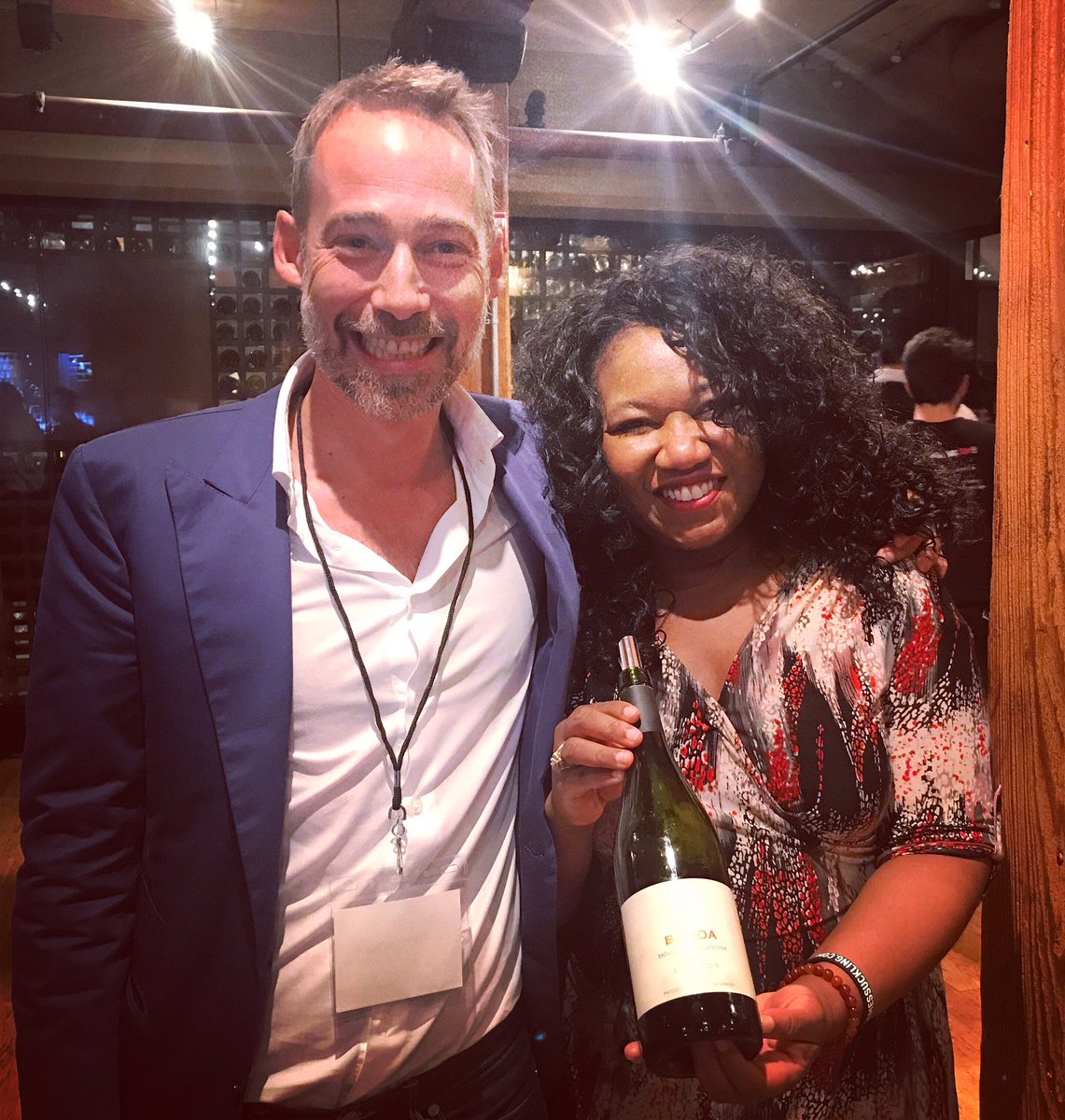 🍷<a href="/bodegachacra/">Bodega Chacra</a> BARDA Pinot Noir is exquisite!Thrilled to meet #winemaker Piero Incisa della Rocchetta <a href="/JamesSuckling/">James Suckling</a> #GreatWinesofAndes.