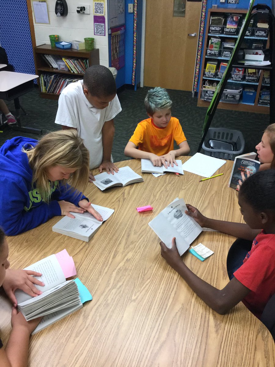 Linking our ideas in our book clubs to create bigger ideas! #YESTigers180