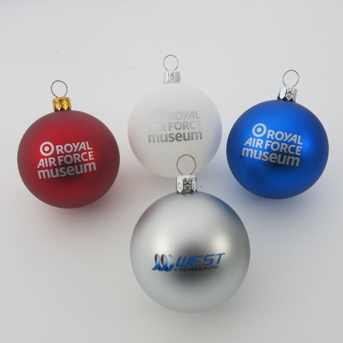 FestivePromos's tweet image. They're back - The £ bauble.   10 weeks left till its all too late 😄#ChristmasIsComing #promotionalproducts #Christmas