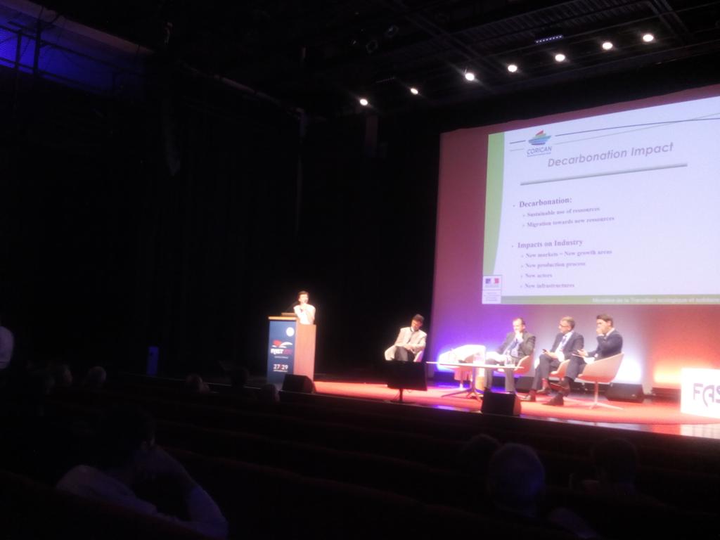 Gican_InduNav's tweet photo. @Gican_InduNav #Fast2017 Event#Corican: H.Barthemy- ministère Transition Écologique et Solidaire - about decarbonation impact https://t.co/YgruvTkF2Q