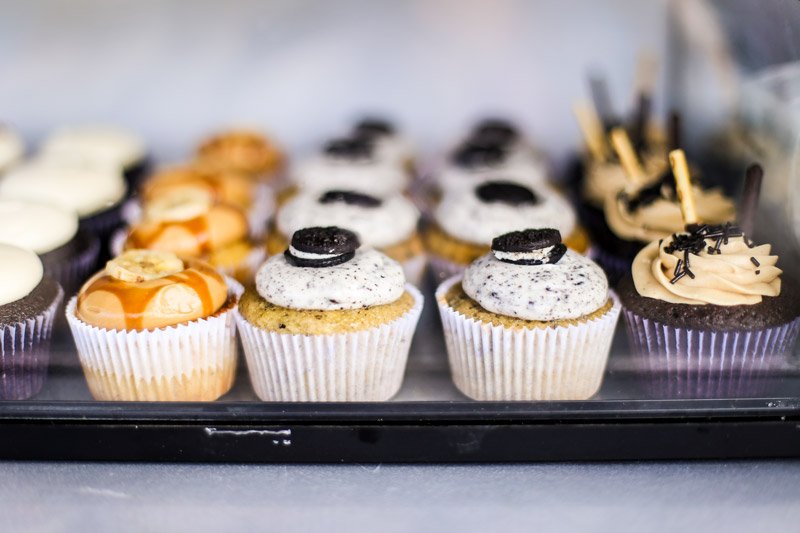 streettrucks_es's tweet photo. Mmm... ¿Ya es la hora de la merienda? Que la gran @alma_cupcakes @CookiesByAlma cuenten con nosotros para tener su #foodtruck nos llena de orgullo ¡Gracias a todos los operadores y marcas que confían en nosotros cada día! https://t.co/F7r3mayXqt https://t.co/oyz8i3YEfr