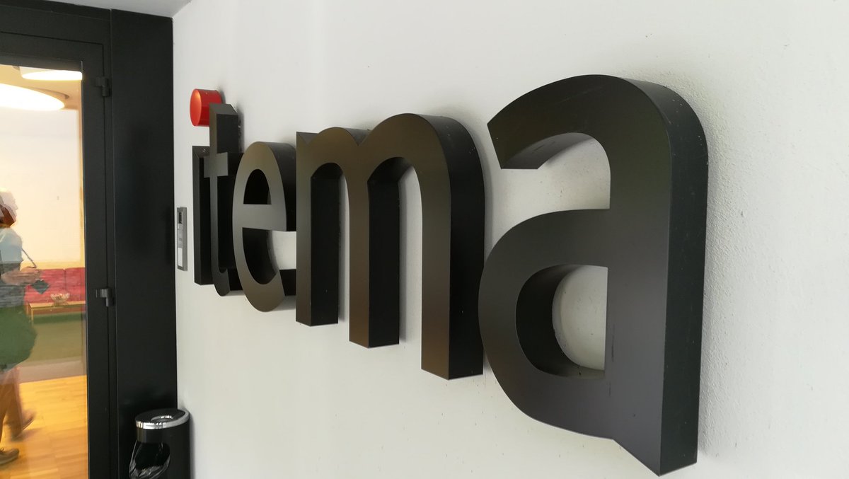 ConfindustriaBG's tweet photo. Terzo appuntamento del tour #eccellenze #bergamasche.. Con @ste_franchi e @Federmeccanica siamo in @ItemaGroup, #azienda del settore #meccanotessile produttrice di telai https://t.co/gwmnTMJJat