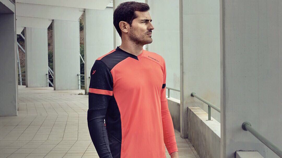 Iker Casillas tweet media