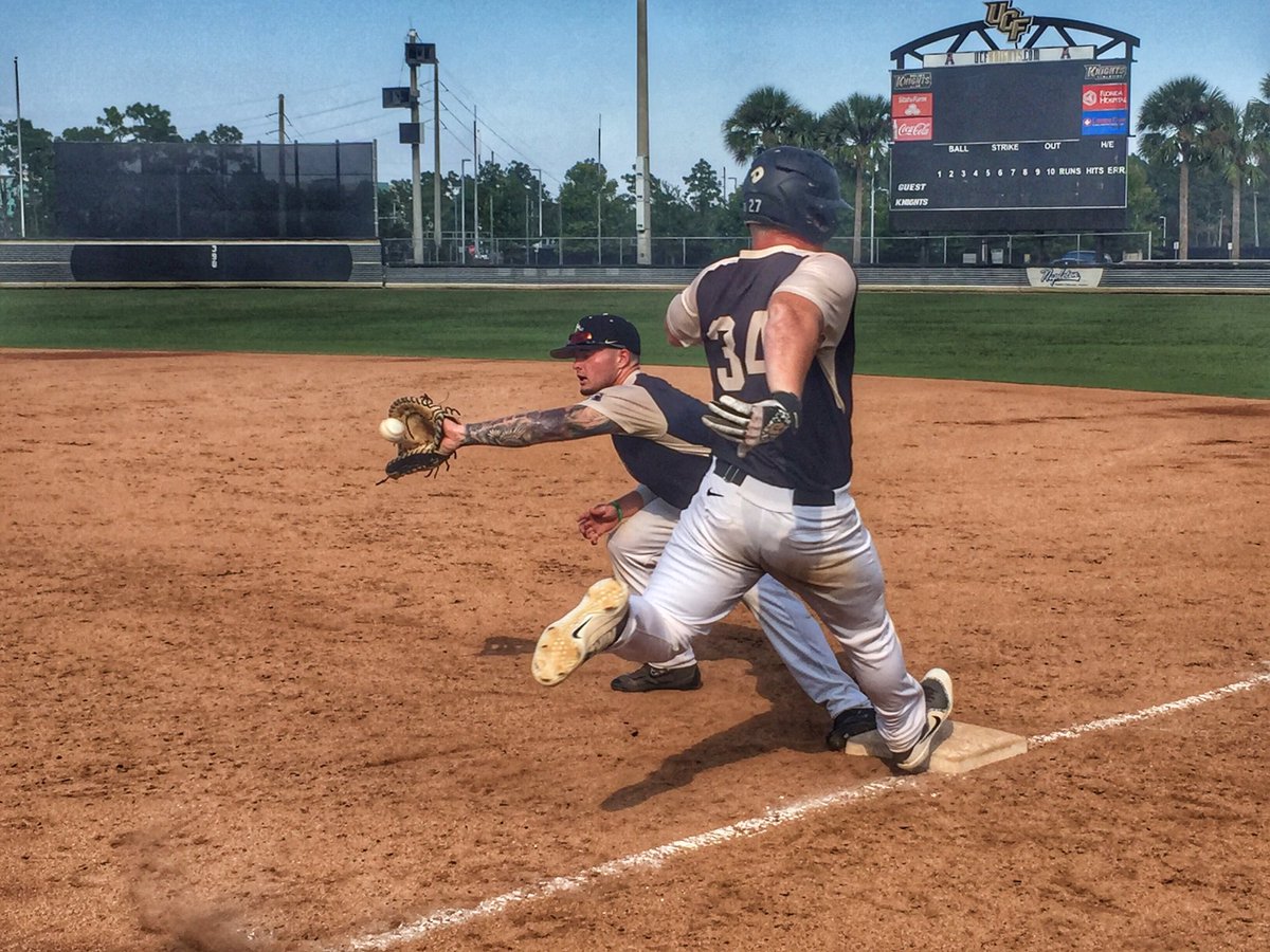 UCF_Baseball's tweet image. What do you think 🤔

Safe or Out?
#ChargeOn