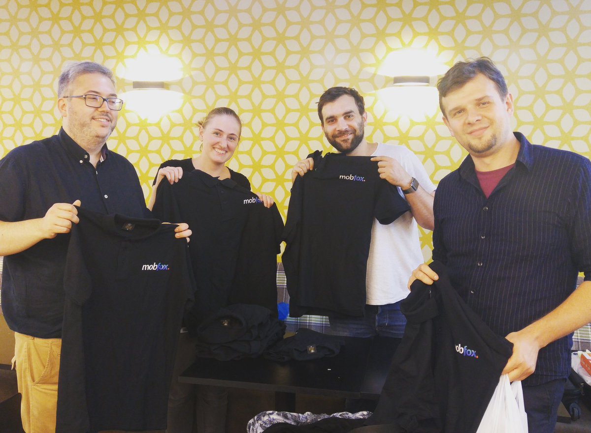 mobfoxOfficial's tweet photo. Our Vienna team enjoying their #Mobfox #swag 😀 https://t.co/cQtkbhsB59