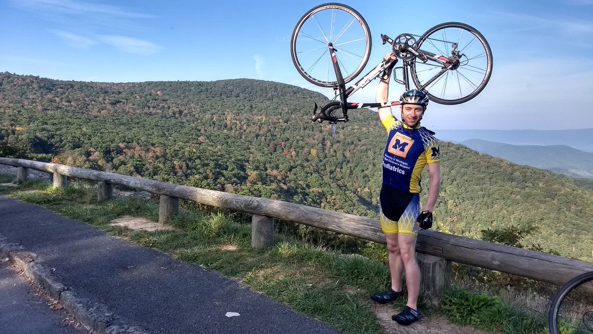 GRIDmdv's tweet image. .@GRID's Solar Installer, Dave, and @AmeriCorps' Fellow, Francisco, biked over 200 miles and raised over $2k for @GRID via @ClimateRide 💪🌏😮