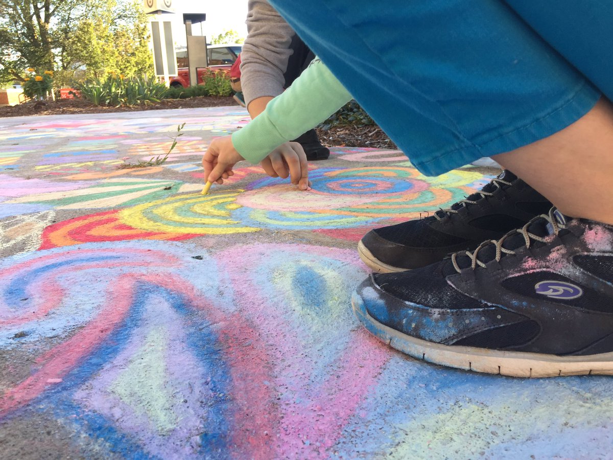 KWpanda's tweet photo. Wrapping up @kciarts 10th annual Chalk @GRHospitalKW for Childhood Cancer Awareness @wrdsb #KWAwesome @POGO4kids @GRHF Thnks to all artists! https://t.co/ZApYnkWQi5