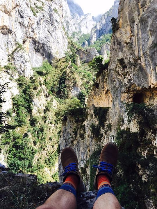 hdosport's tweet photo. When was the last time you spent time somewhere this #beautiful? Get back there with #WigwamSocks from #HDOSport https://t.co/GJv8R6qDPp https://t.co/5Lapimltsk