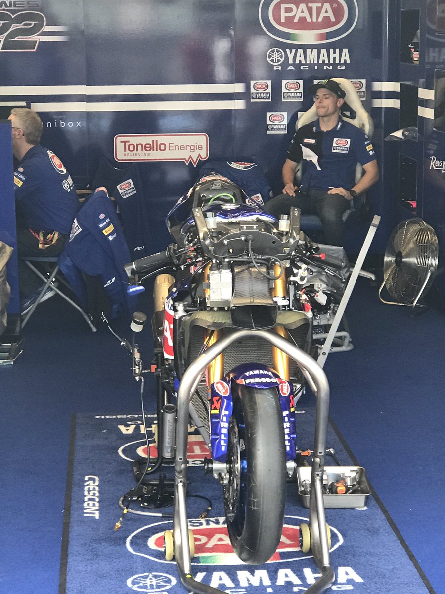 yamaharacingcom's tweet photo. Time to put @alexlowes22 &amp; @mickeyvdmark's R1s away for the night before Friday's action at Magny-Cours! #YamahaRacing #FrenchWorldSBK https://t.co/zSILbn7XvO