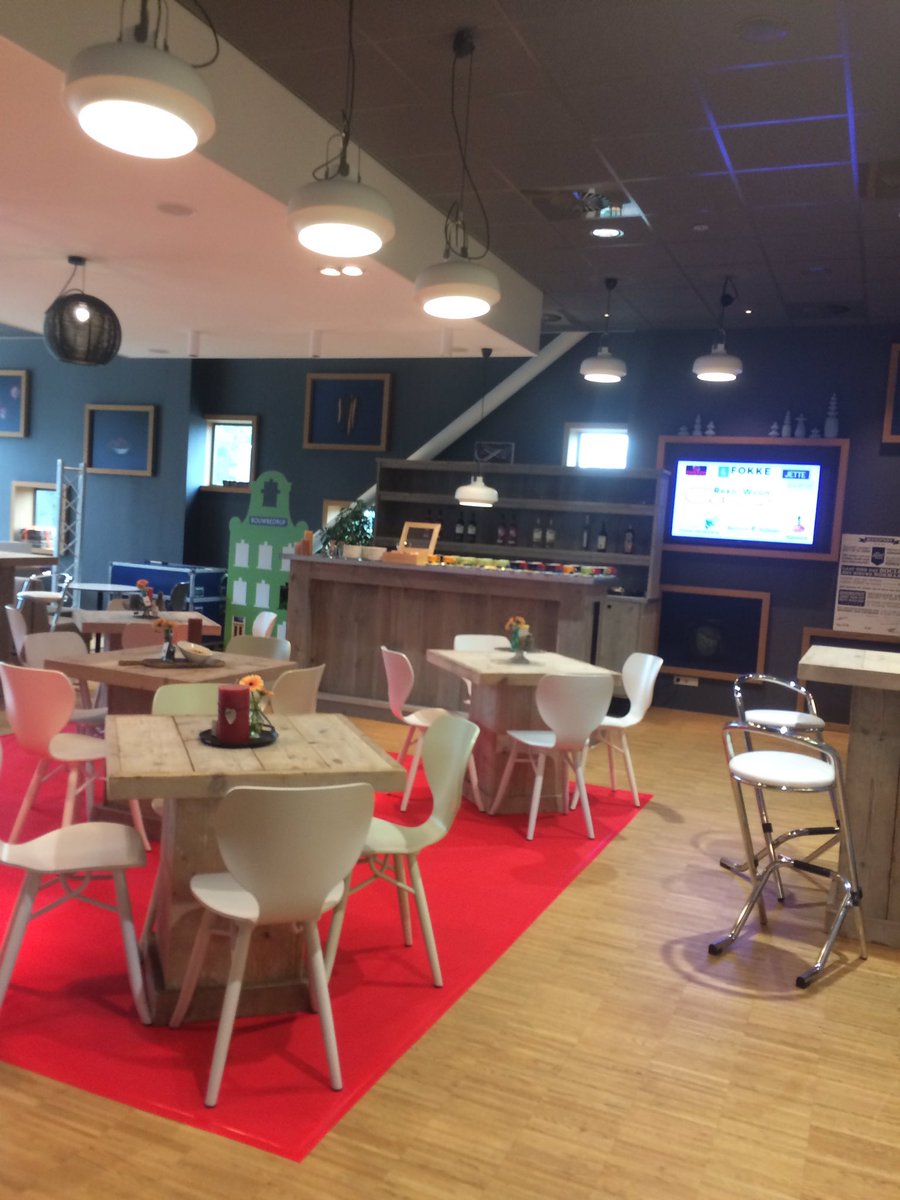Doen_Org's tweet photo. Welkom bij #wooncafé bij @RaboVVS in Hardenberg. Mooi mogen organiseren! https://t.co/goDaNXHVrT