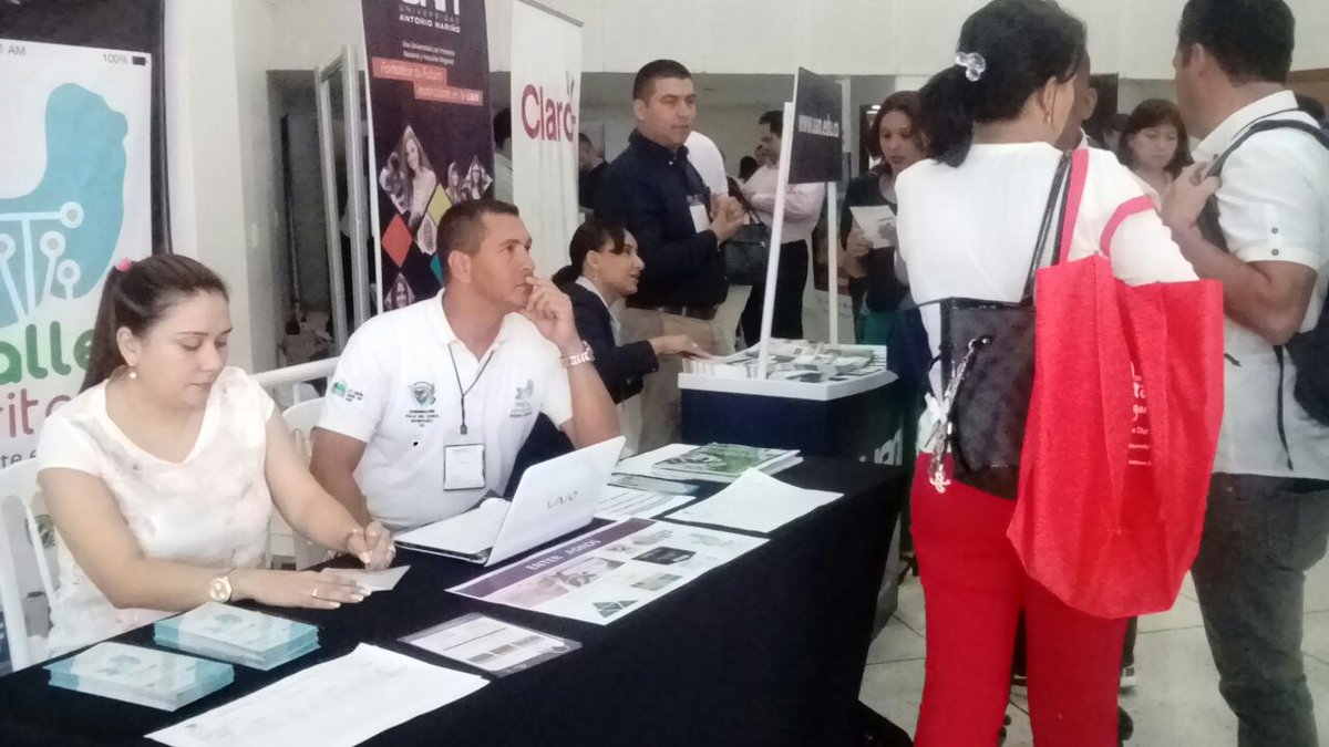faramirezo's tweet photo. Participación del equipo de la Secretarïa de las TIC en el evento de @ENTERCO #Enterforos #ValleDigital @GobValle @DilianFrancisca https://t.co/VpOxPArUyG