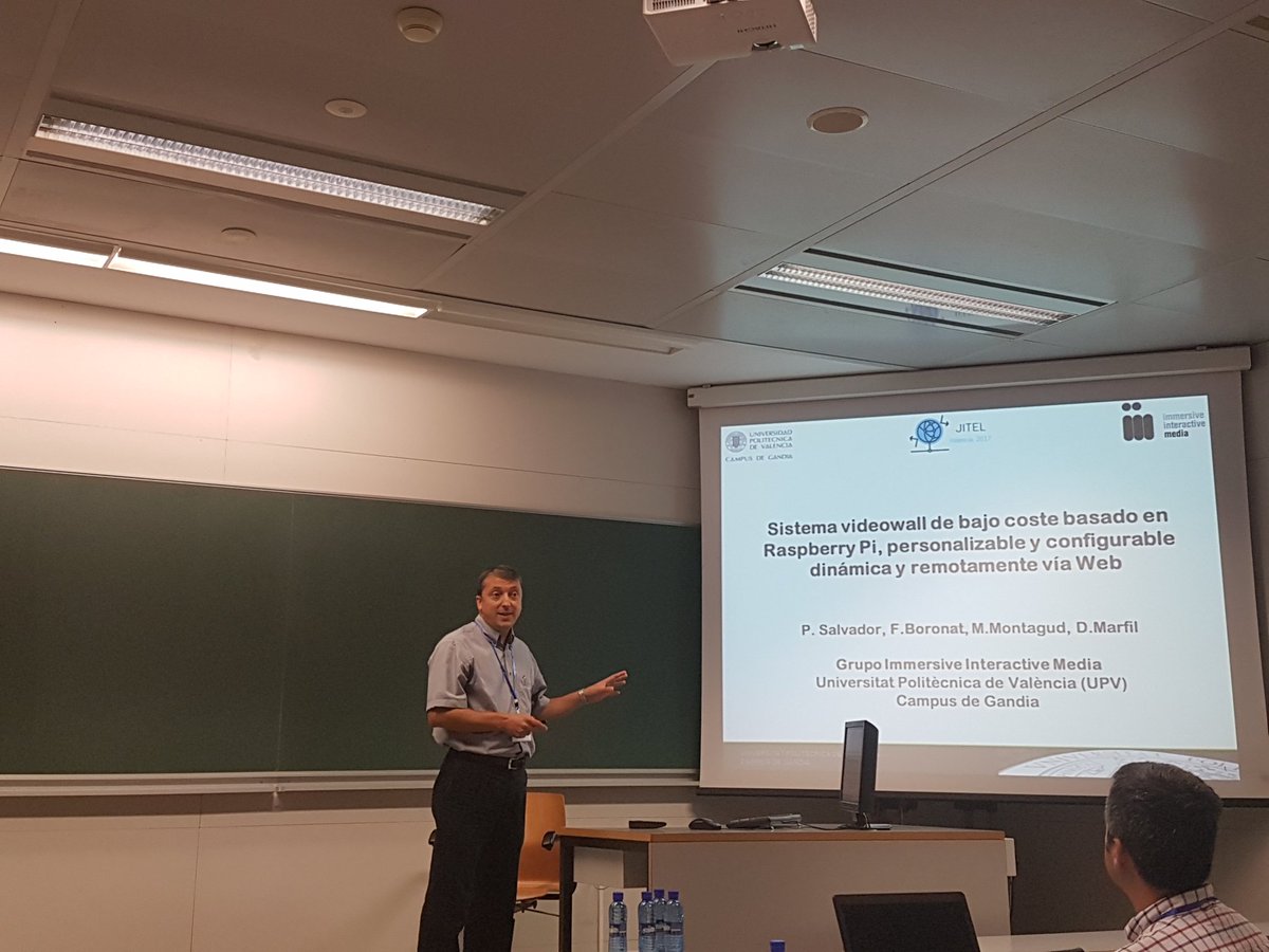 A networked &amp; customizable low-cost videowall system using #Rpi, presented by <a href="/ferboron/">Fernando Boronat</a> (<a href="/ImInMediaGroup/">IIM R&D Group</a>) at @jitel2017 (<a href="/upv/">Universitat Politècnica de València</a>)