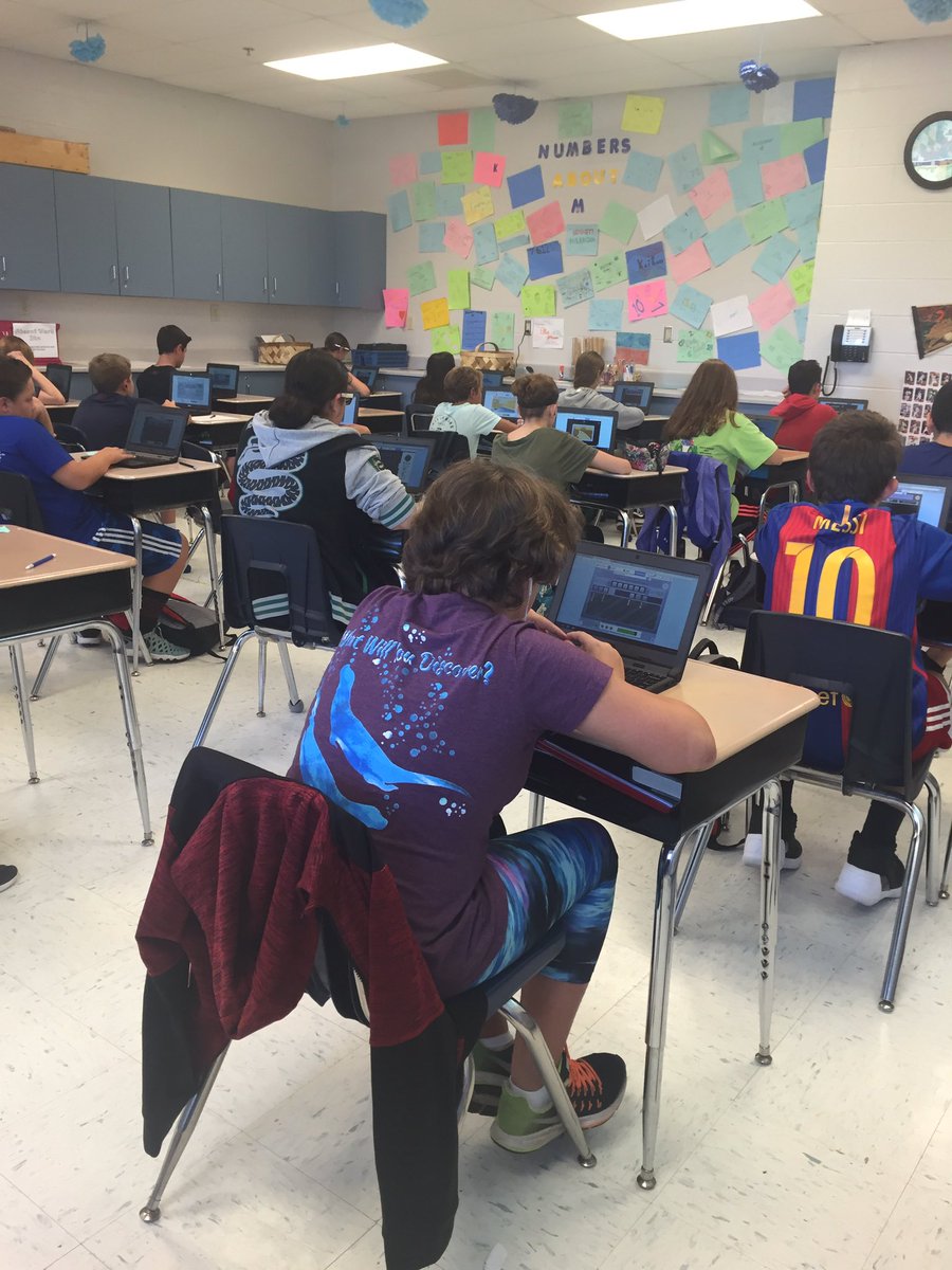SDMS_Berlin's tweet photo. Empowering students with @DreamBox_Learn #selfassessment #studentengagement @jonesemilys #compactedmath https://t.co/nYBFRaj9EA