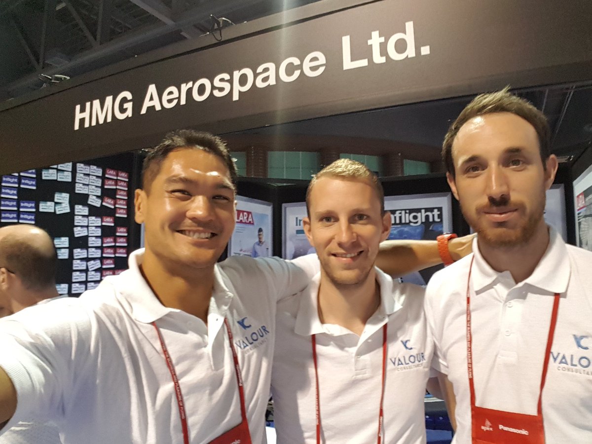 ValourLtd's tweet photo. VC team on the last day at #APEX2017 https://t.co/rJG3iMb98B