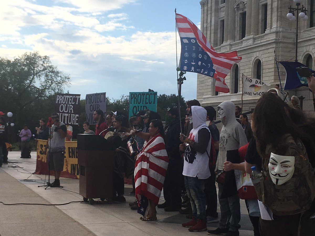 RWesemanKMSP's tweet photo. Many #Minnesotans stand with  #NativeAmerican #tribes at the capital to protest the #Embridge #pipelines #linethree @FOX9 https://t.co/RjA1vbcMdU