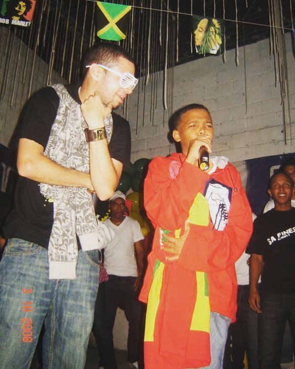 Toma tu #tbt cuantos años tenía <a href="/lilsilvioficial/">LIL SILVIO</a> en esta foto en el 2008? 😂