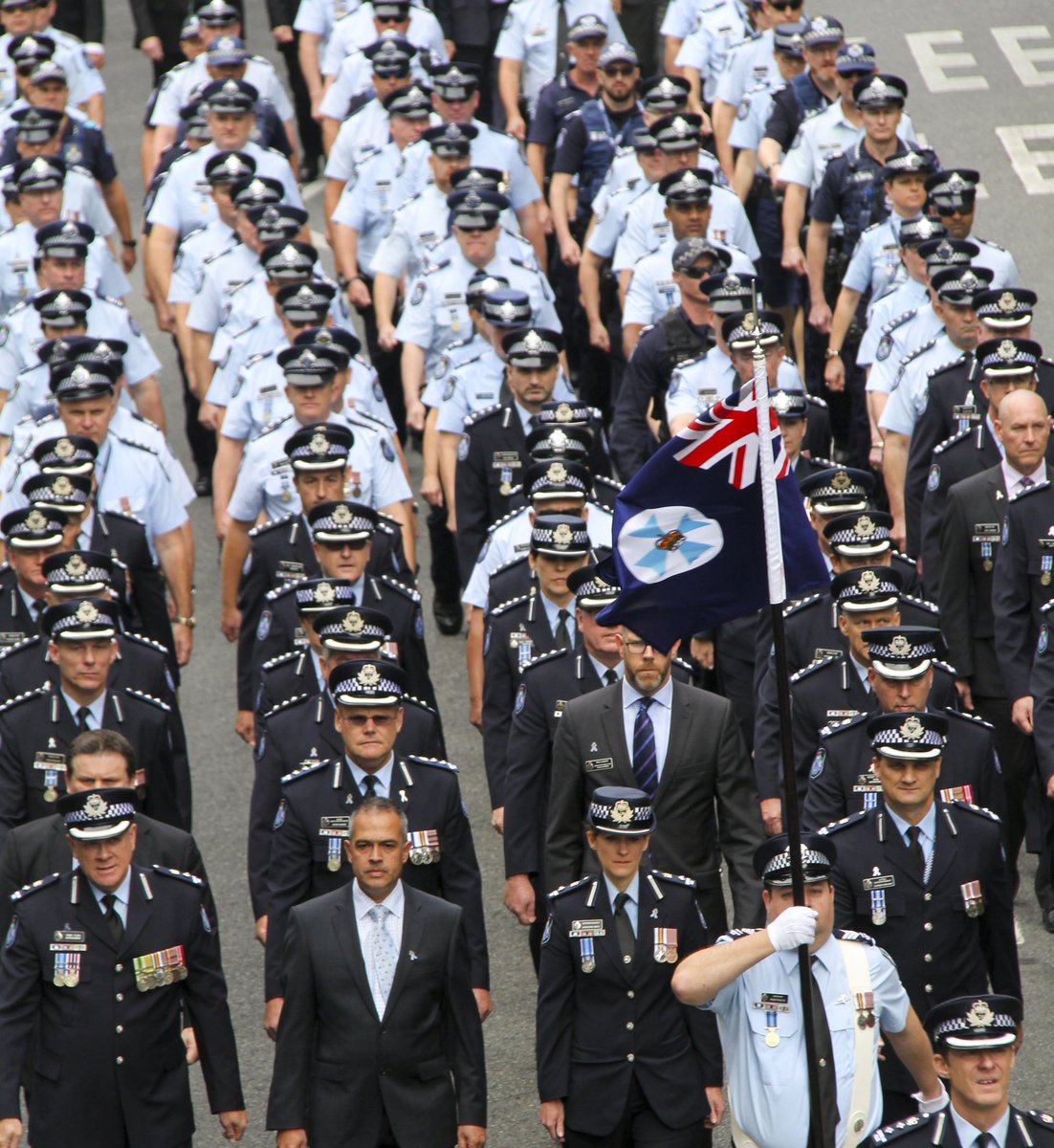 Serving &amp; retired members, Pipes and Drums, Dog Squad &amp; Mounted Unit will march through Bris CBD today for #NPRD2017 mypolice.qld.gov.au/blog/2017/09/2…