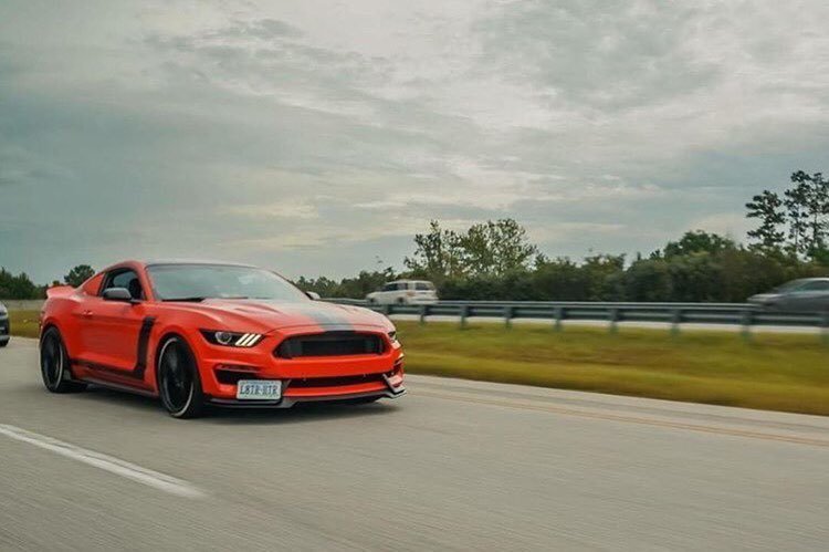 ruff_wheels's tweet photo. Always in motion ...looking forward to what's ahead! 🔥🙏 Owner: @1_slow_orange_5.0 #fordmustang #mustanggt #RuffR2 https://t.co/mLPan0X1Ih https://t.co/piTtChUnUQ