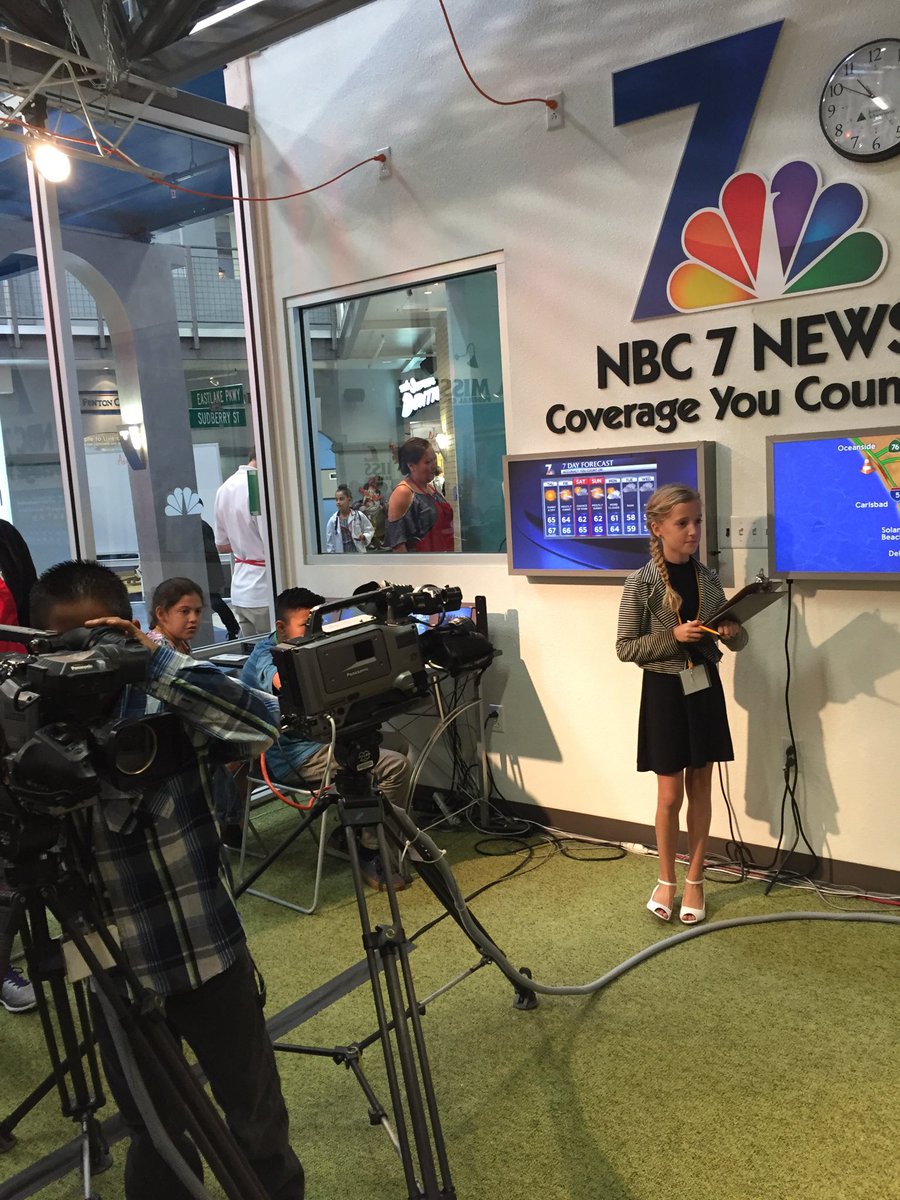 FSS students learning hands on news station director and camera operator. #fss_stem <a href="/JKniseley1/">joe kniseley</a>