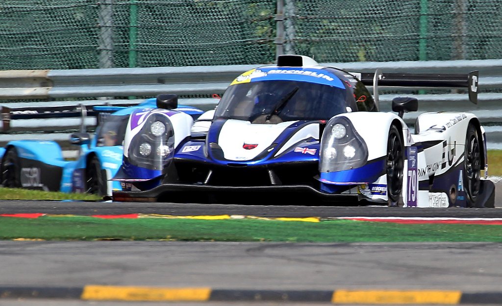 Low shot #LesCombes #Spa 😊 
#NielsenRacing LMP3 #Nissan
#Michelin @LeMansCup
#Trackside #Photography