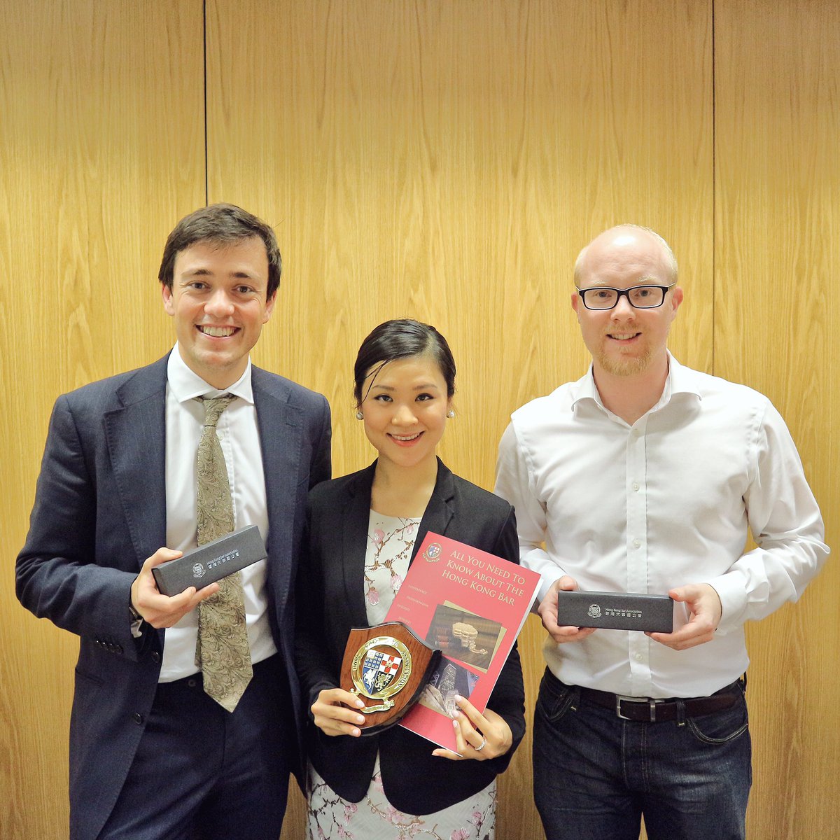 YoungBarristers's tweet photo. Productive meeting with a member of Hong Kong Young Bar Association, discussing secondments, CPD and reforms https://t.co/Ru9SqBxO8W