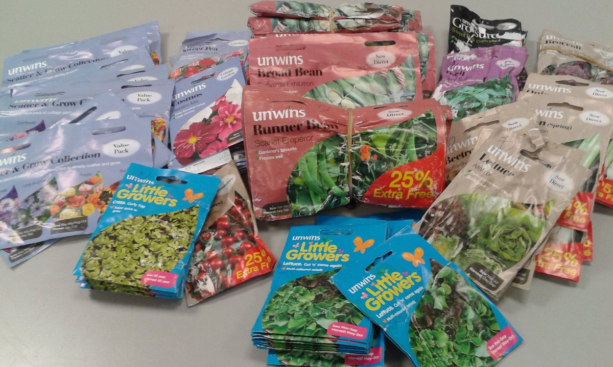 Thank you so much @jenny_tesco &amp; team. Amazing donation #communitymatters <a href="/EdibleSE16/">Edible Rotherhithe</a>  #RotherhithePrimary