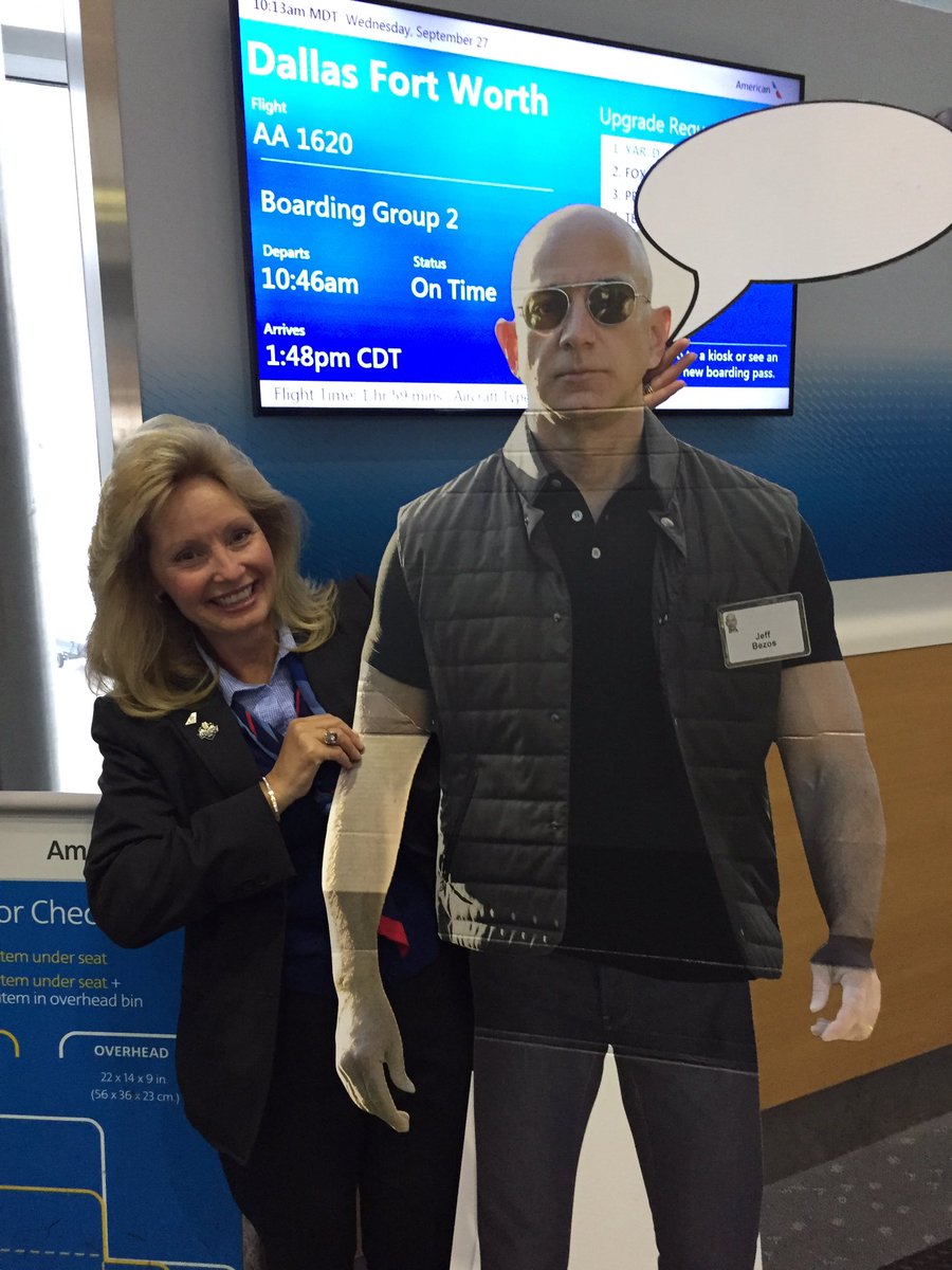 youderian's tweet photo. Would love to see what captions the Twittersphere can come up with for this one: #ecfweek #travelingjeff https://t.co/cyrefmXgfo