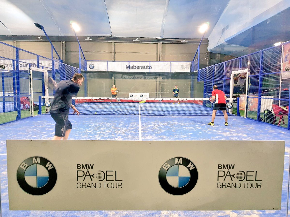PipiRonUp's tweet photo. #BMWPádelGrandTour2017 Por 1ª vez en #Castellón ‼️👍Comenzamos con fuerza 💪🏻 🏆Torneo @BMWMaberauto en  @okpadelcs VEN A JUGAR ‼️🎾🙂 https://t.co/UmXn8476KG