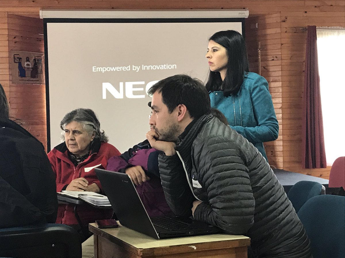 gladysa9's tweet photo. CESFAM Dr René Tapia se reúne con la comunidad para elaborar un diagnóstico de la realidad de salud del sector https://t.co/FzED9xWeMw