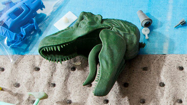 JurassicOutpost's tweet image. We have a T. rex! Mattel Teases First Look at Jurassic World Fallen Kingdom Toy! jurassicoutpost.com/mattel-teases-…