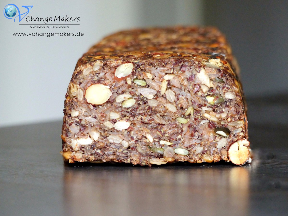 VChangeMakers's tweet photo. Neues #Rezept: Life Changing Bread #lifechangingbread #brotohnemehl #vegan https://t.co/HMFkQI48Sd
