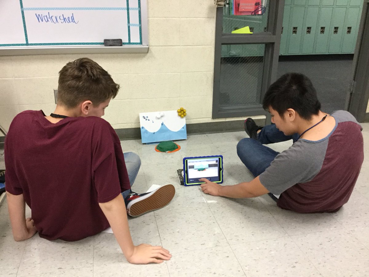 DPISD_FJH's tweet photo. Stop motion videos in IPC class #dptech2017 https://t.co/RpUeW0PGXA