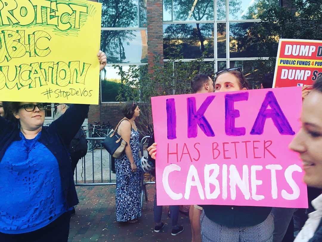 delicatetendril's tweet image. Cheering as organizers shout, "THIS IS THE SOUND OF PEOPLE WHO LOVE PUBLIC EDUCATION." #stopdevos She's inside and can hear us. #harvard