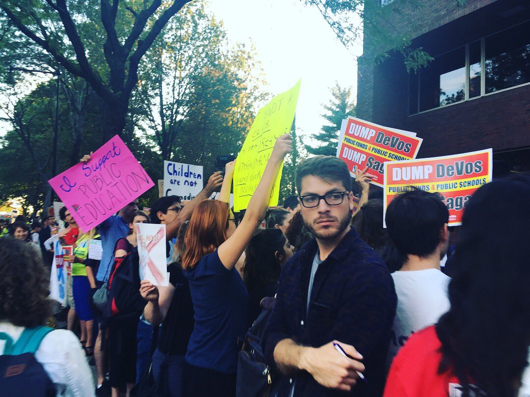 delicatetendril's tweet image. Cheering as organizers shout, "THIS IS THE SOUND OF PEOPLE WHO LOVE PUBLIC EDUCATION." #stopdevos She's inside and can hear us. #harvard
