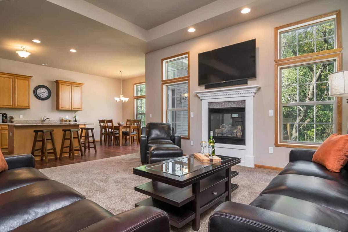 Do you know someone looking for a great #property in #Edgerton?   #realestate tour.circlepix.com/home/EJKLLU