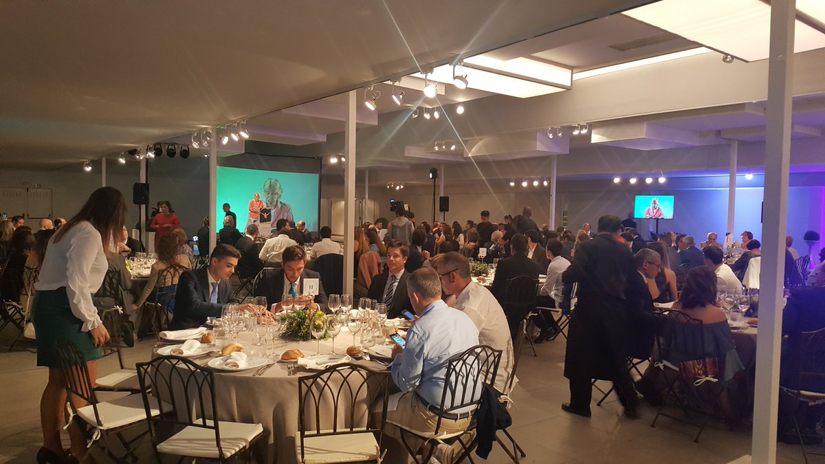 Ya estamos en los #PremiosP1D para disfrutar de esta gala genial!