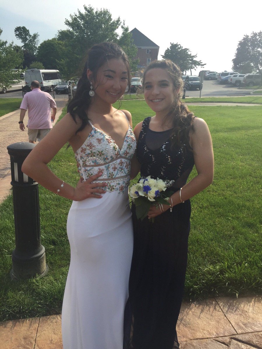 lexiciccone_'s tweet photo. Hbd pretty miss you sm hope u have the best day ❤🎉 @alex_zecca https://t.co/sc8l7rQ9f7