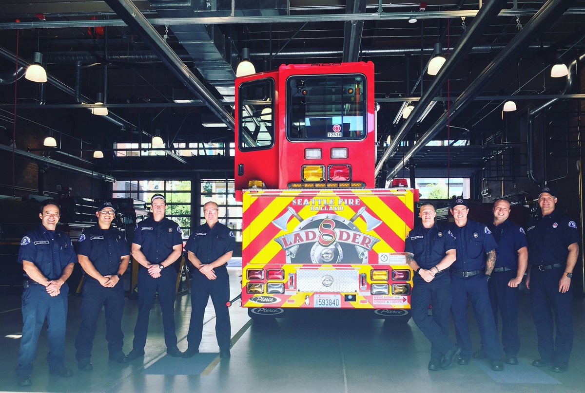 SeattleFire's tweet image. Station 18 crew in Ballard #engine18 #ladder8