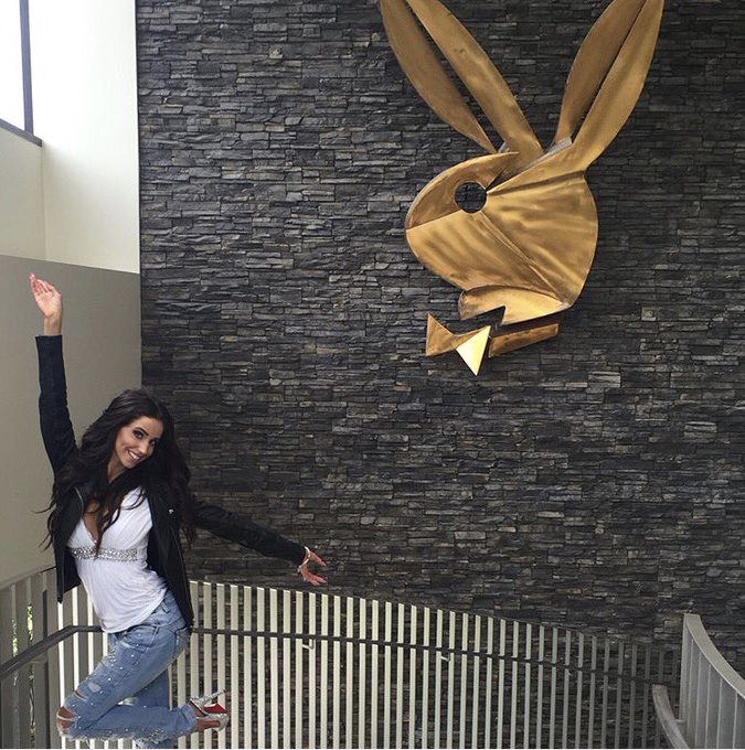 Sad to hear about the passing of the legendary @hughhefner 💜His magazine has and will always have a significant<a href="/tag/riphef"class="tags"><span>#riphef</span></a>