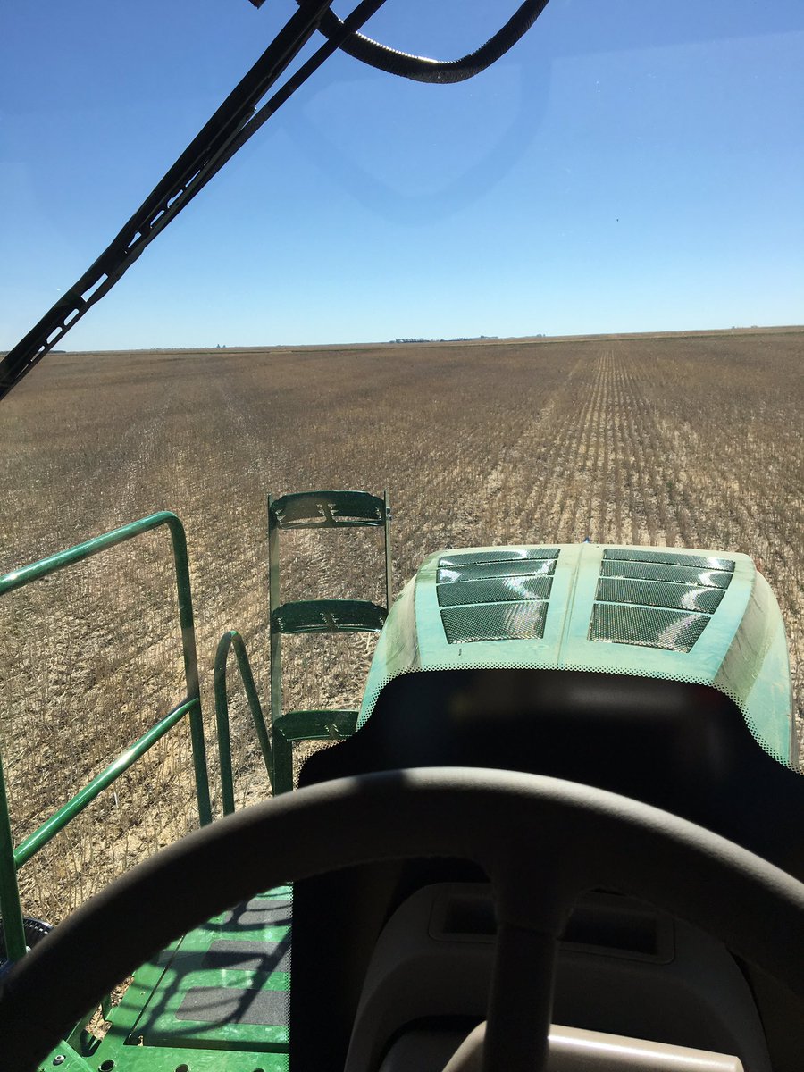 stoneviewfarms's tweet image. Somebody painted the hood. Thanks @SCE and @scecjones for the demo #R4045 #exactapply