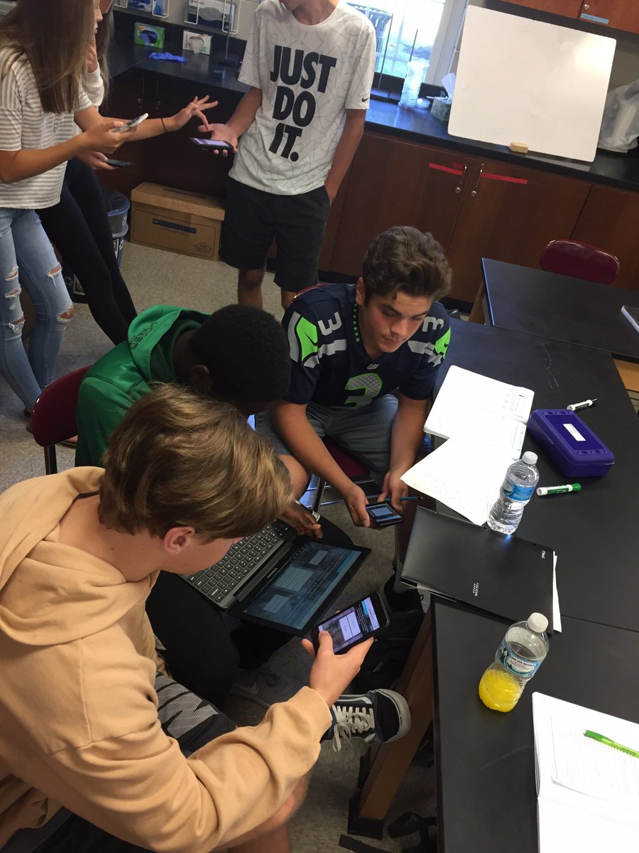 BrownBioNAHS's tweet photo. Playing Quizlet Live to review our classifications of life! #YouAreAFungi #ForWhatWeStandNA https://t.co/2zUOfSI3J3